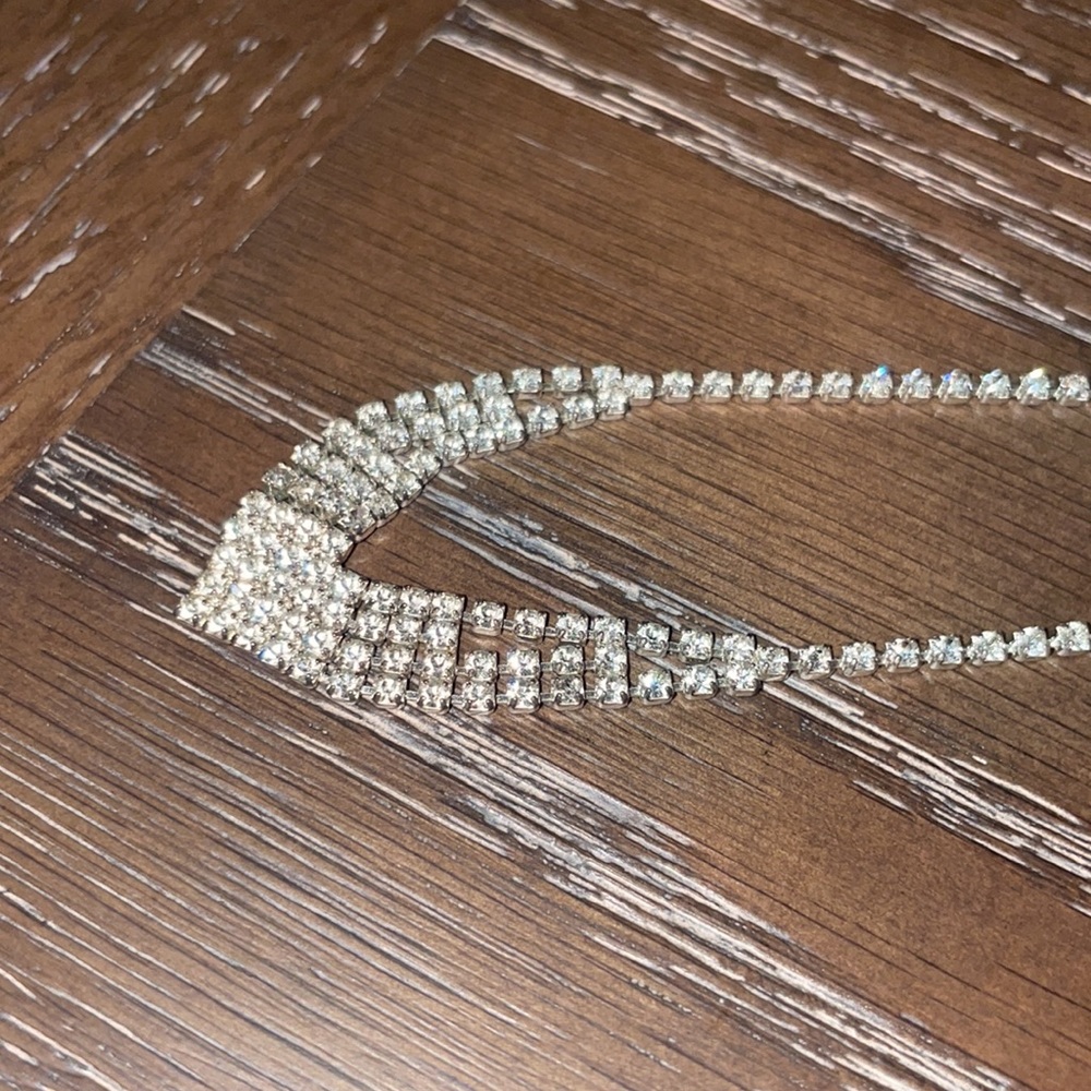 ✨Necklace✨ - Picture 2 of 2